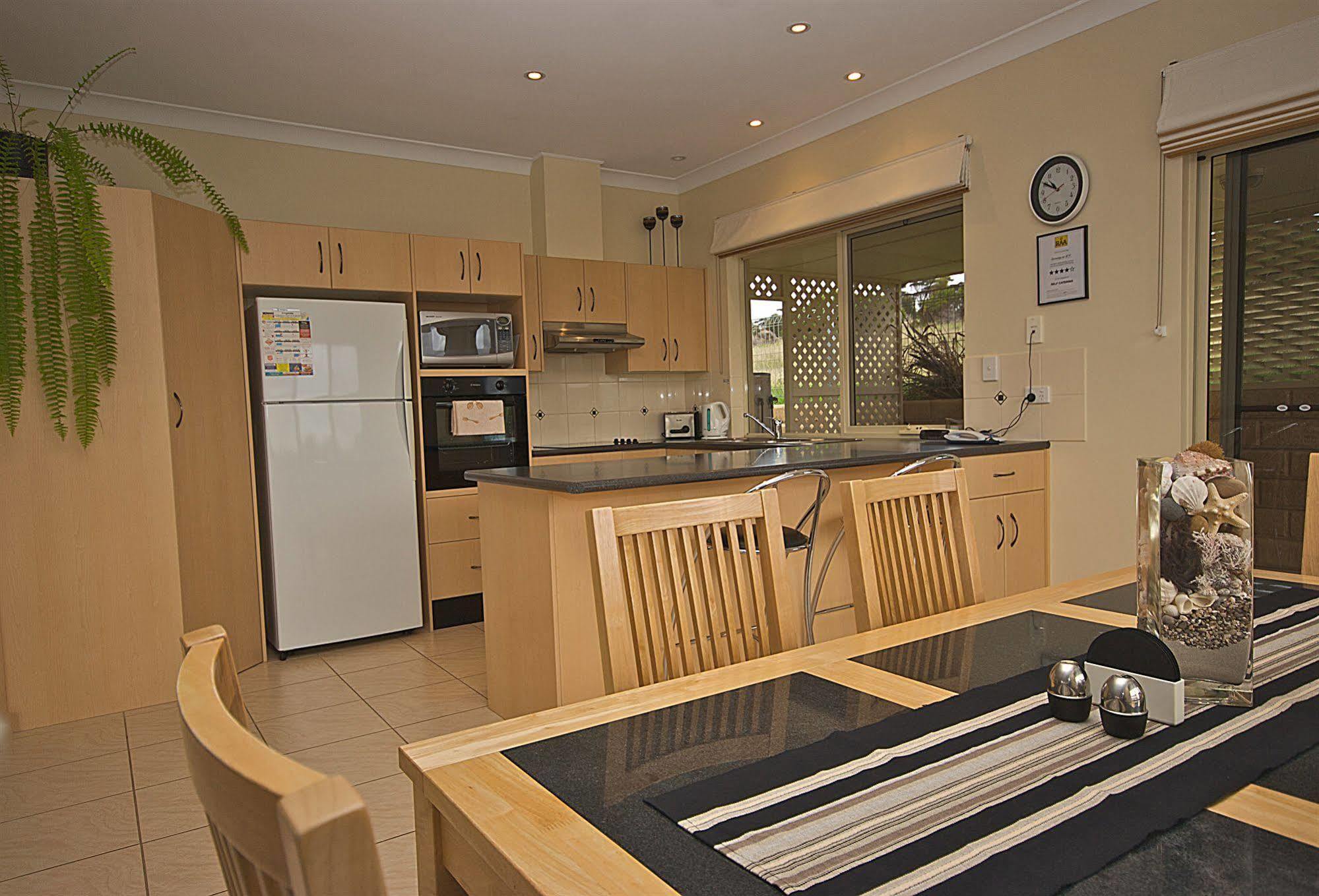 Searenity Holiday Accommodation Emu Bay المظهر الخارجي الصورة